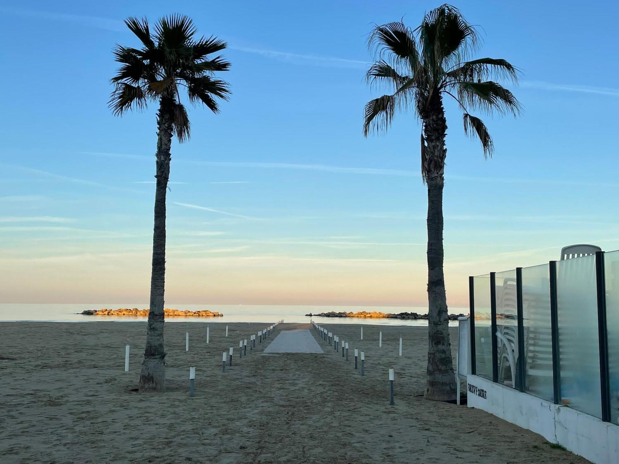 Le Ortensie In Centro E Vicino Al Mare Apartment